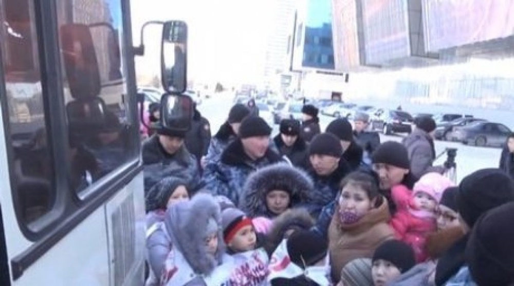 Астанадағы митинг. Скриншот www.youtube.com сайтынан алынды