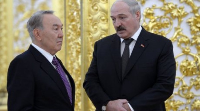 Нұрсұлтан Назарбаев пен Александр Лукашенко. ©РИА Новости