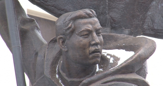 В Астане открыли памятник Рахимжану Кошкарбаеву