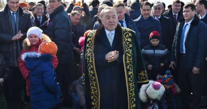 Назарбаев посетил этно-аул в Астане