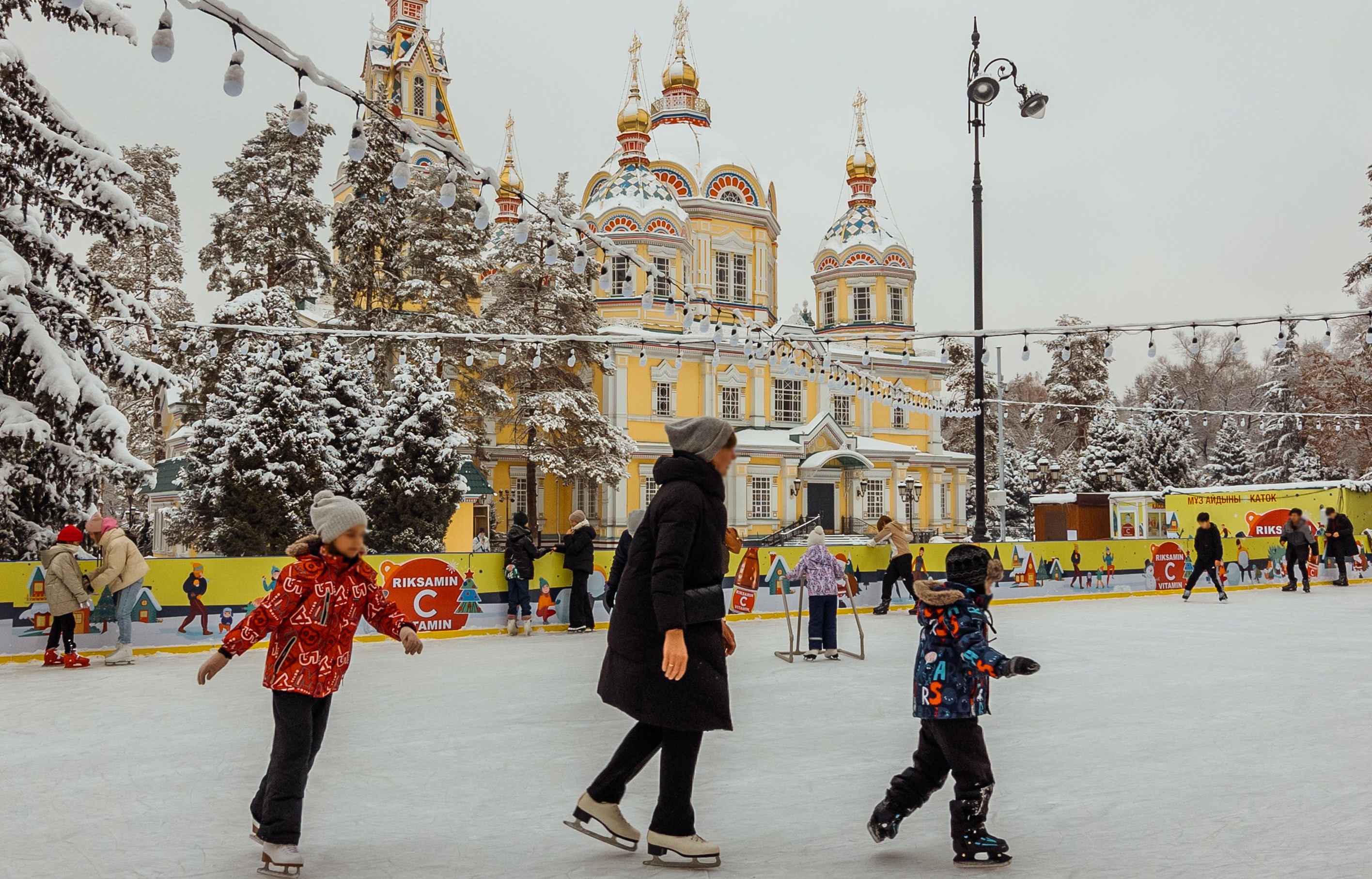 Жас қыздармен жыныстық қатынас