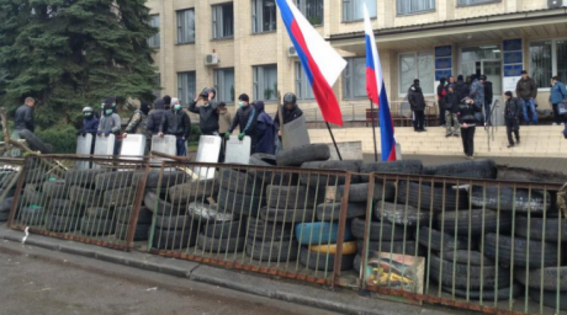Краматорскідегі баррикада. ©РИА Новости 