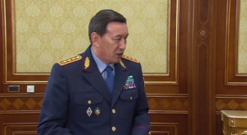 Қазақстанның ішкі істер министрі Қалмұханбет Қасымов