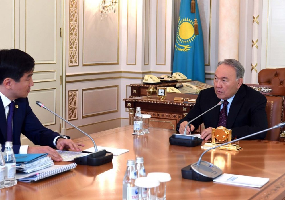 Назарбаев Алматыдағы резиденциясында Байбекпен кездесті