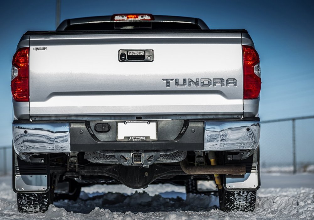 Toyota Tundra © flickr/Truck Hardware