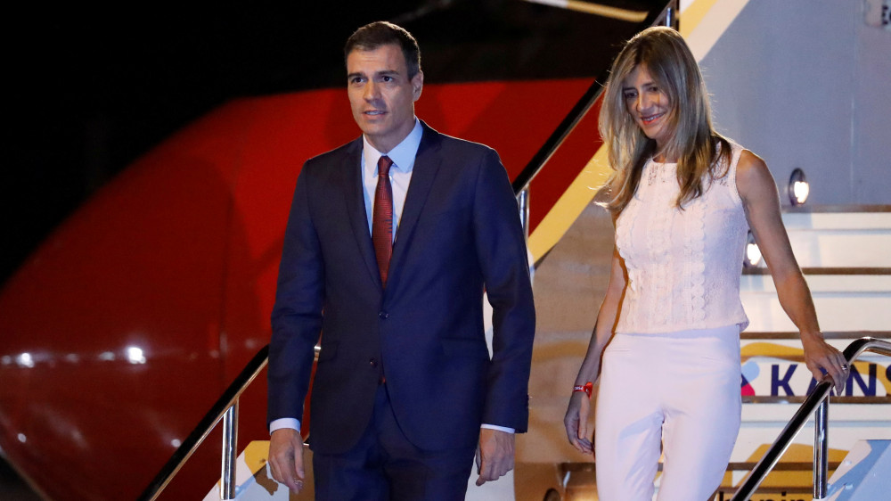 Испания премьерінің жары коронавирус жұқтырды