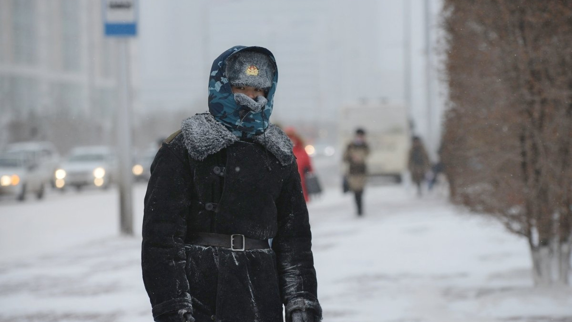 Ночью был сильный мороз. Сильный Мороз. Холод. Сильные Морозы в Казахстане. Астана Мороз.