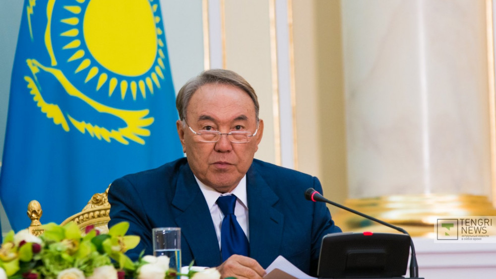Назарбаев Шот-Аман Уәлихановтың отбасына көңіл айтты