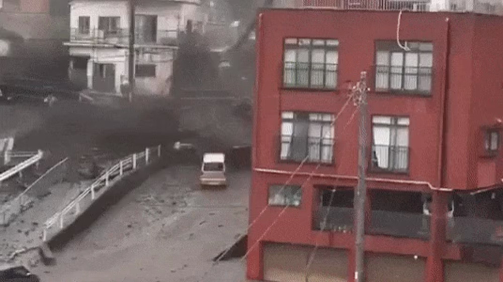Жапонияда көшкін жүріп, 20 адам зардап шекті