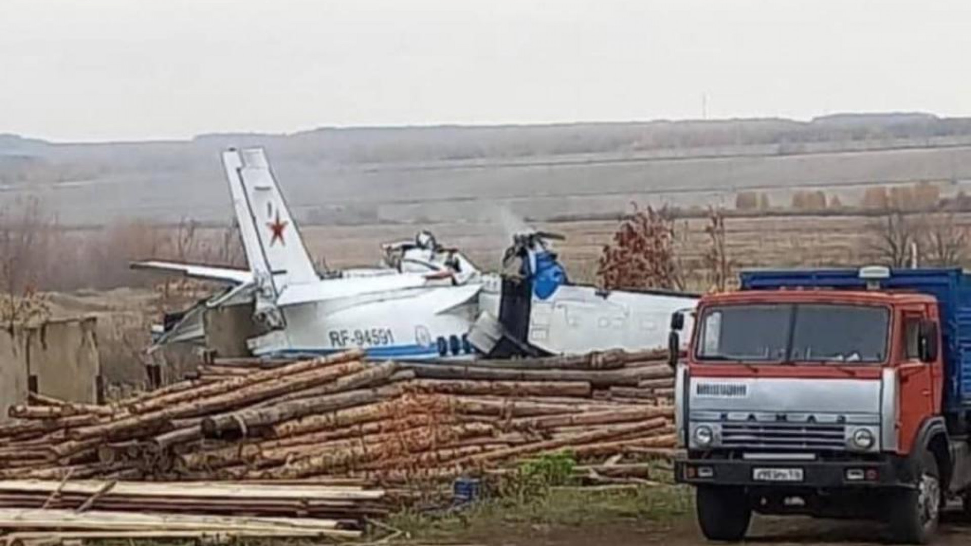 Крушение самолета сколько погибло. Катастрофа l-188 в Досоне.