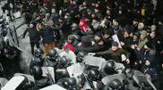 "Қатыгездікпен күш қолданған". Алматы әкімдігін басып алуға қатысты деген күдіктілер ұсталды