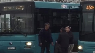 Желіде қарағандылық автобус жүргізушілер төбелесінің видеосы тарады