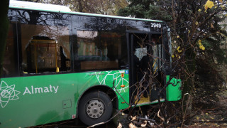 Алматыда автобустар соқтығысқан жол апаты: қаза тапқан адам туралы тың мәлімет айтылды