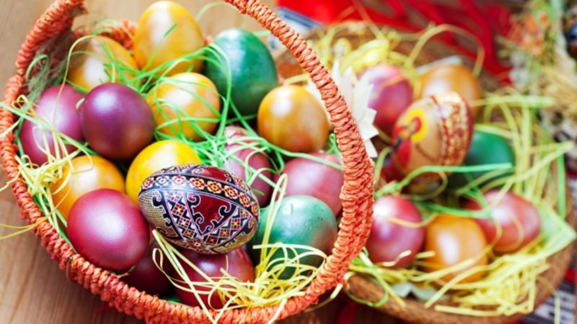 Что такое праздник пасха. Пасхальное яйцо. Красивые яйца на Пасху. Красивые пасхальные картинки. Праздник "Пасха".