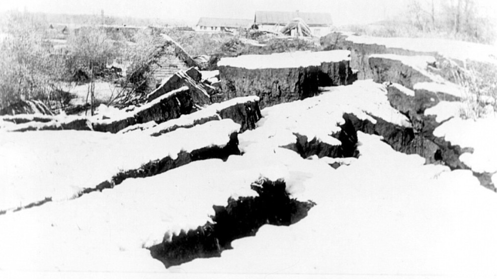 1911 жылы жарық пайда болды: сейсмолог Алматыдағы жер сілкінісі туралы айтты