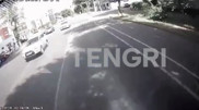 Алматыда адам өлімімен аяқталған жол апаты: автобус ішінен түсірілген видео пайда болды