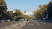 Алматы орталығында Lexus жаяу жүргіншілерді қағып кетті: жантүршігерлік видео