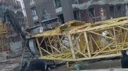 Астанада кран құлады: бір адам қаза тапты